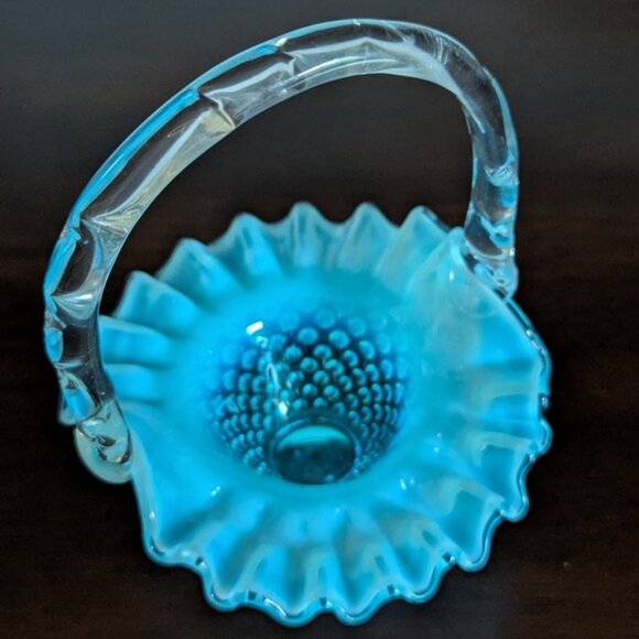 Vintage Fenton Hobnail 6 Blue Opalescent Glass Basket 🩵 - Picture 3 of 5